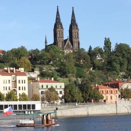 100 spires|Prague Walking Tours .